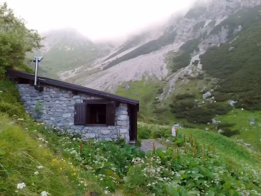 Casera Laghet de Sora