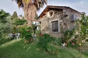 Casetta nel verde, “il Giardino Fiorito”