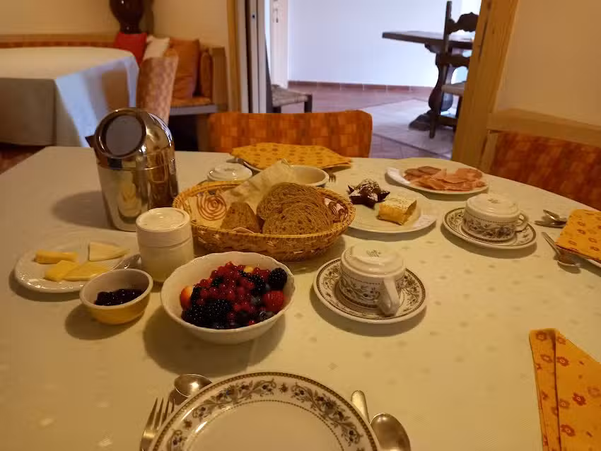 Castelir Suite Hotel Di Delugan Rolando E C. Snc