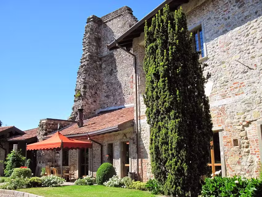 Castello di Cernusco Lombardone