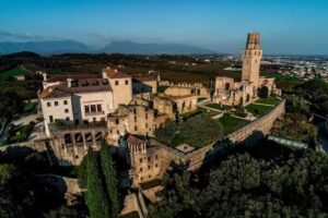 Castello di San Salvatore