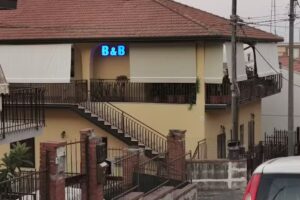 Cesare’s guests ACITREZZA ( B&B)