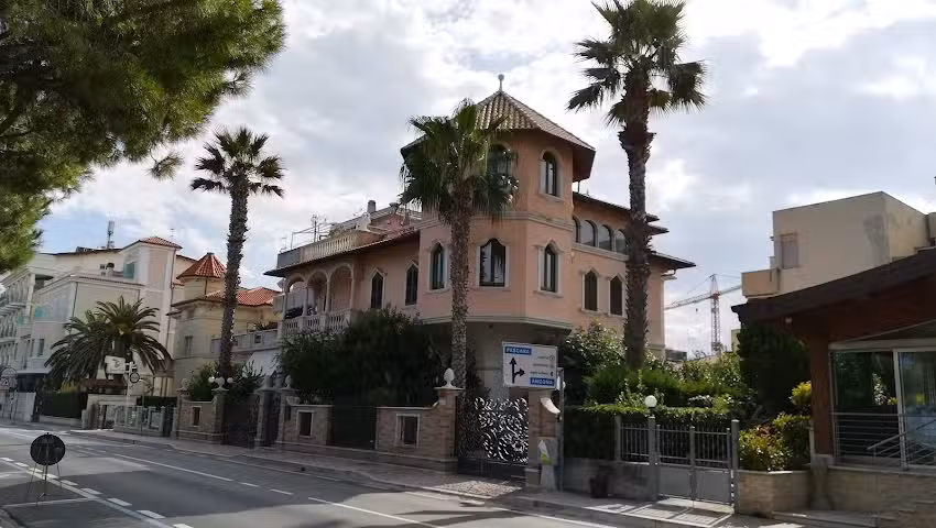 Chalet La Sirenetta Ristorante Stabilimento Balneare a Tortoreto lido