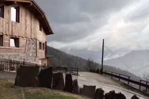 Chalet Laris Mountain house