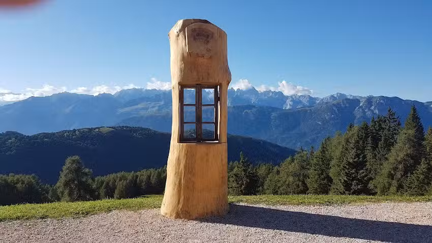 Chalet Rocce Rosse Mountain Lounge