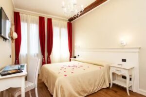 Charming Palace Santa Fosca