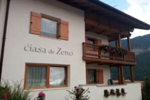 Ciasa de Zeno