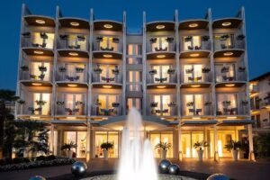 Color Hotel Style & Design