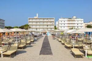 Color Miami Beach Family Hotel