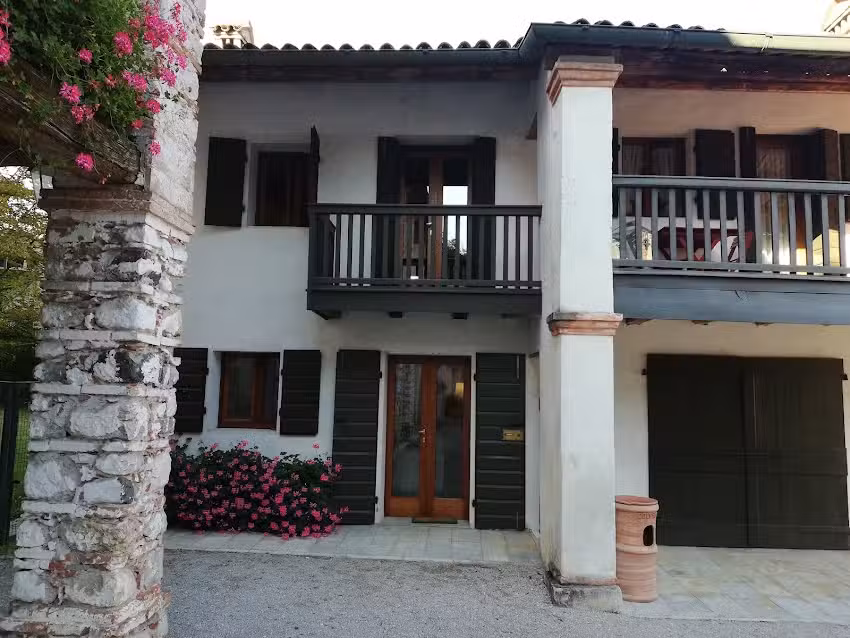 COLVAGO LA CORTE SPECTACULAR ANCIENT COUNTRY HOUSE