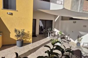 COMIDA Guesthouse & Experiences