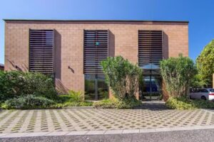 CONFIDENCE HOTEL Regio