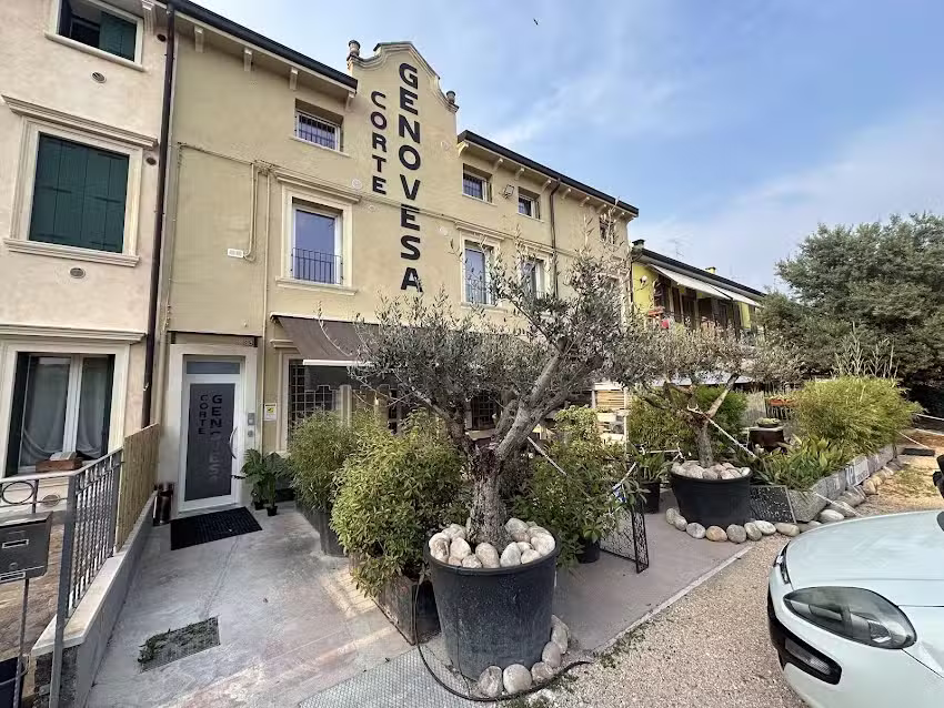 Corte Genovesa Rooms | Destiny Home