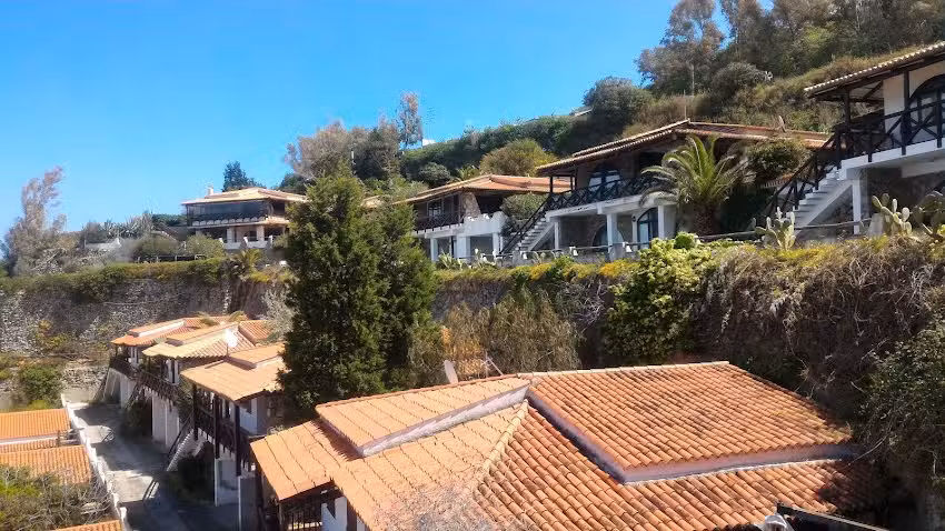 Costa dei Monaci residence