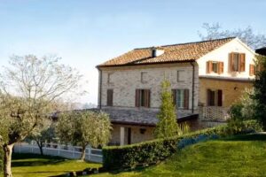 Country House I Lauri