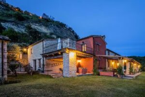Country House “Il Nido del Falco”