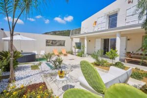 Cozy House Italy – Villa Bonifato