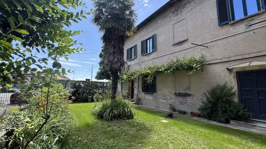 Curt da Beta – Casa per vacanze – affitto breve – alloggio a Malnate (VA)