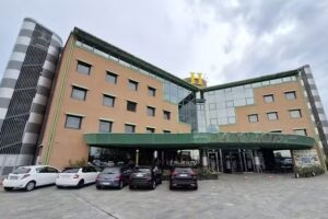 Dado Hotel International