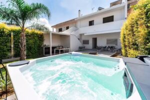 Daline Holiday Rooms