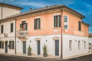 Delta Dreams • Guest House