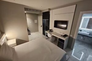 DEMSI Palace Hotel & Restaurant