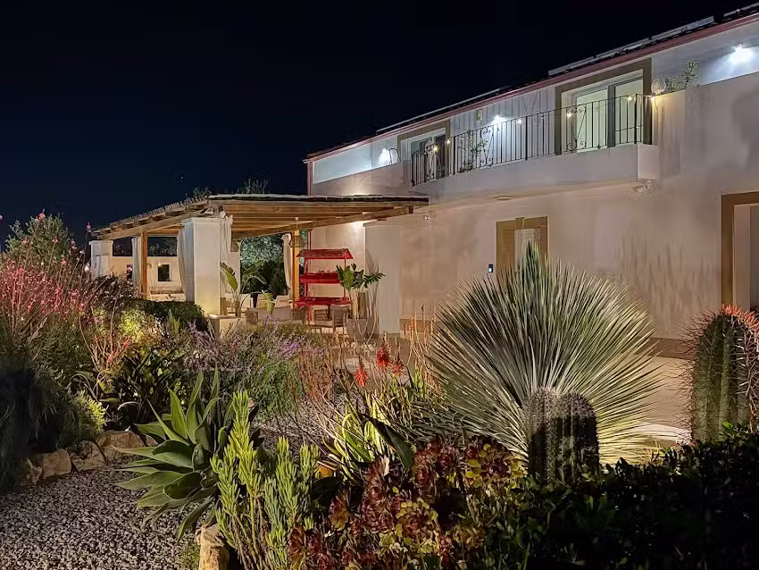 Dimora Calauriia – Adults Only