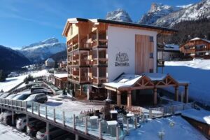 Dolasilla Mountain Panoramic Wellness Hotel