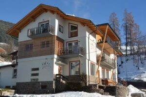 DOLOMITES B&B – Suites, Apartments and SPA