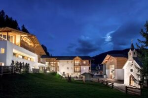 Dolomites Hotel La Fradora – Wellness & Relax