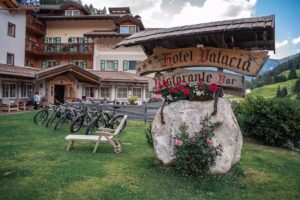 Dolomites Hotel Valacia | Alpine Outdoor Experience