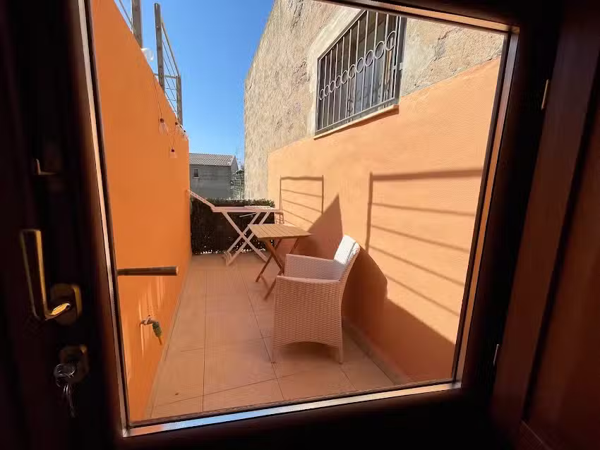 Domo Is Solus – Living Sant’Antioco – Affittacamere