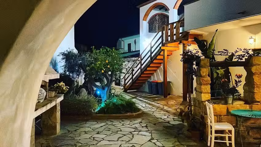 Domu Elvira Sardinian Guest House