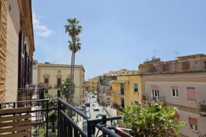 DOMUS ALERIA Deluxe Rooms (CIN IT084041C1FZ5VHWZY)