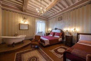 Domus Ghibellinae-Il Cantico Dimore Storiche