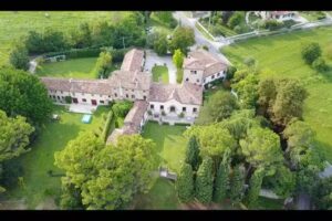 Dormire in Villa Veneta nelle colline del Prosecco, Conegliano – Villa Verecondi Scortecci