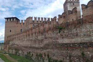 Dreaming Arena Rooms