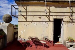 Elena’s Apartment – Piramide Metro Station CIN IT058091C2PG8HK8UP