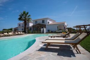 ENAJA – Luxury Retreat