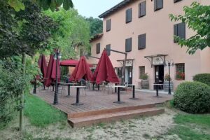 Enoteca e Locanda Borgo Colmello