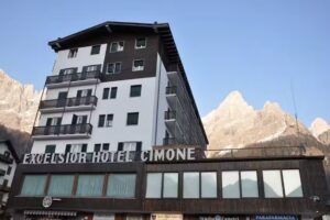 Excelsior Hotel Cimone