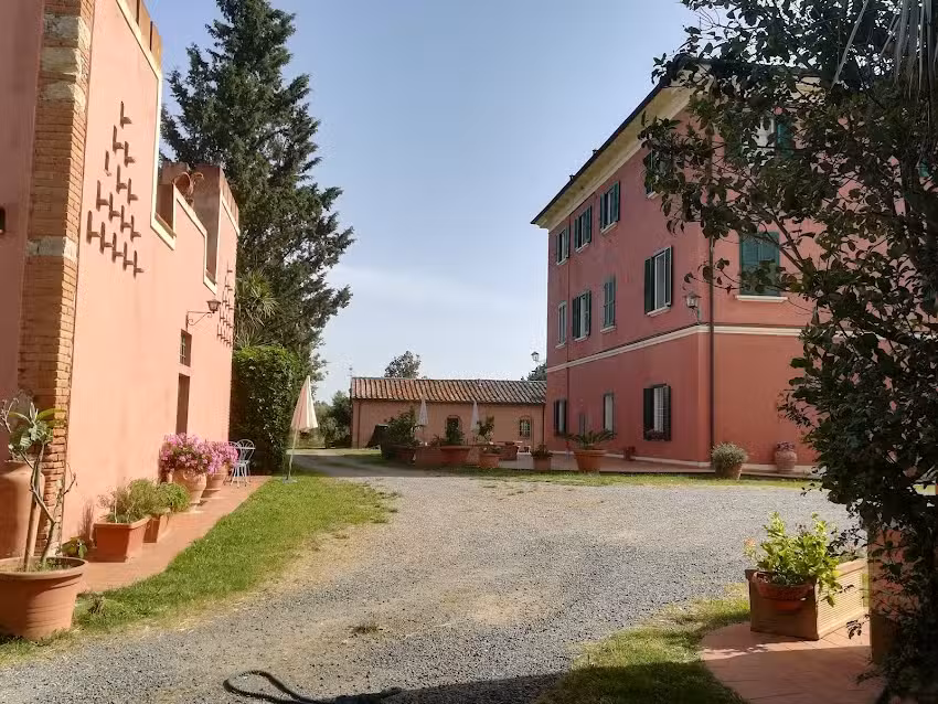 Fattoria di Collemezzano