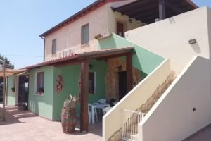 Fattoria La Traccia Agriturismo e Agricampeggio Biologico