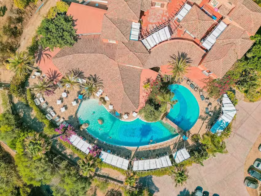 Felix Hotels – Galanias Hotel & Retreat