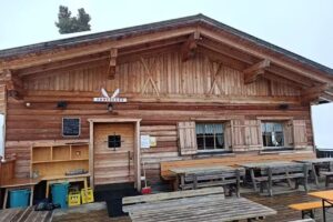 Forcelles rifugio alpino