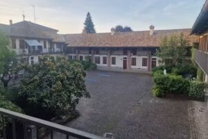 Foresteria Lombard BR – Bed & Living