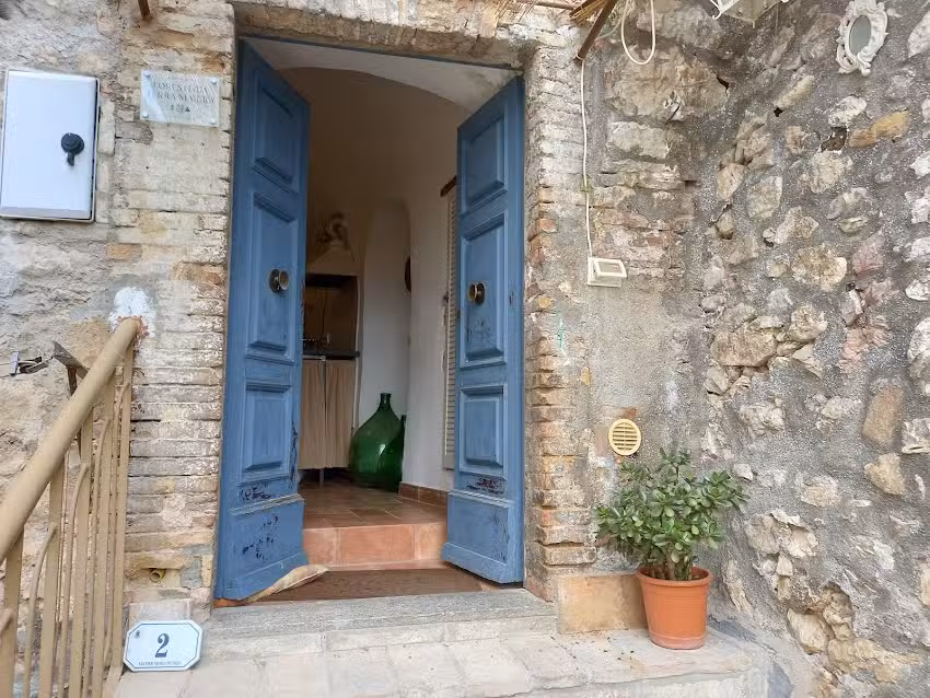 Foresteria Terra Majura