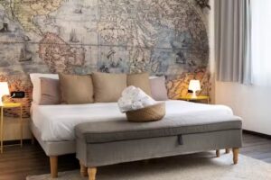 Francis Superior Rooms