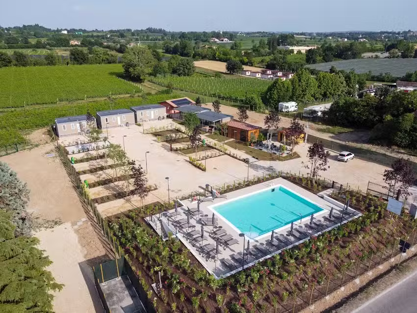 Garda Di Vino Agricamping & Wine Shop