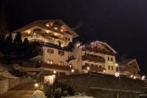 Garni’ Astor Di De Lazzer Giliola & C. Sas